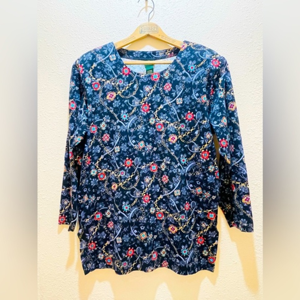 VTG Hunt Club Medallion Long Sleeve Top, Large